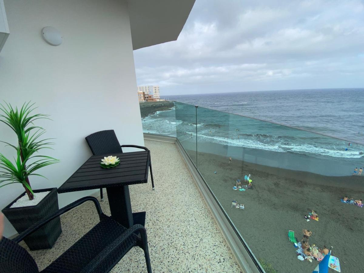 Hermoso Edificio Frente Al Mar Con Gran Terraza Y Hermosas Vistas Las Palmas de Gran Canaria Exteriör bild